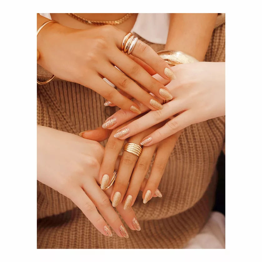 Gelish- All That Glitters Is Gold