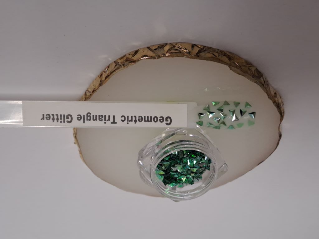 Geometric Triangle Glitter Green