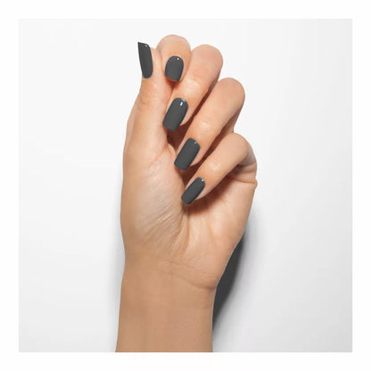 Gelish- Fashion Week Chic
