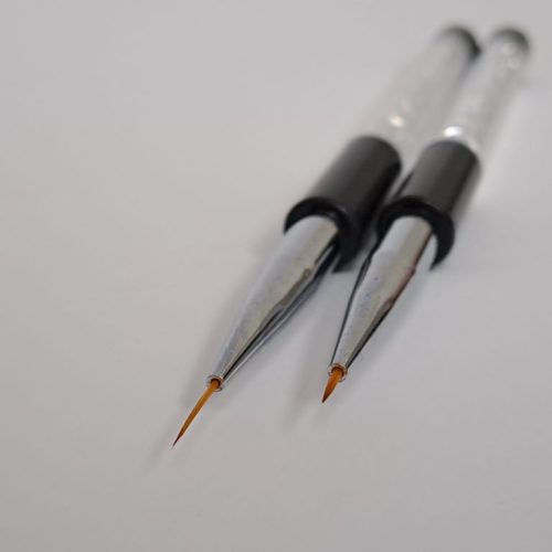 Fine Line Brush