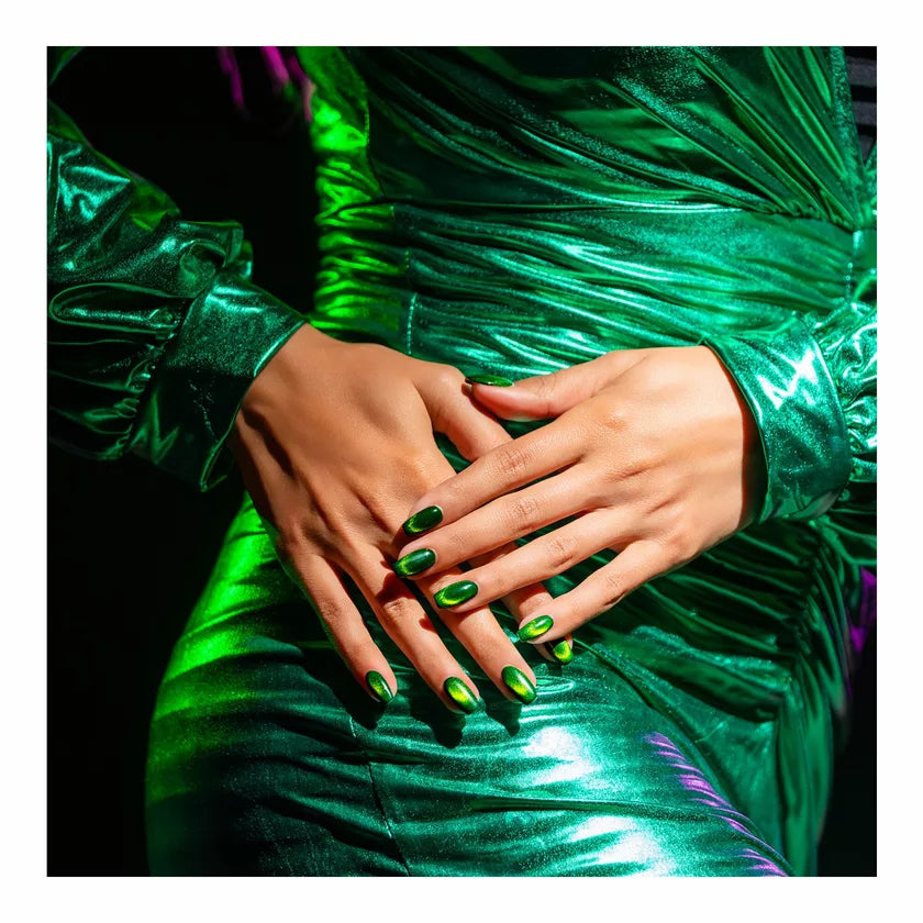Gelish Green Lights Only