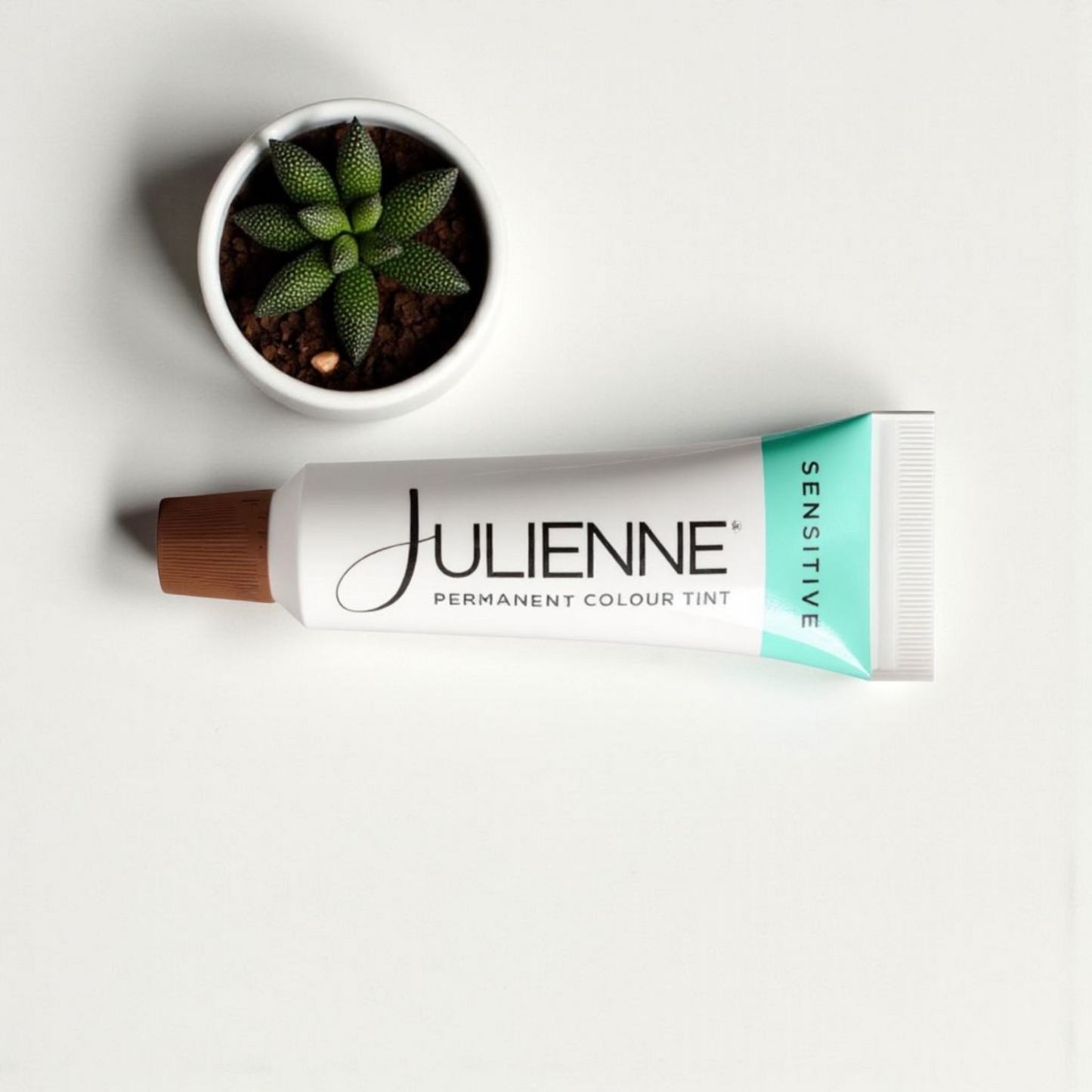 Julienne Sensitive Tint Dark Brown