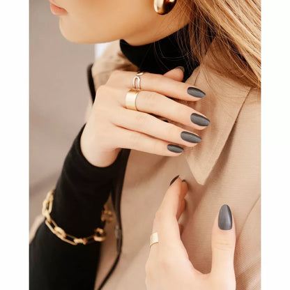 Gelish- Midnight Caller