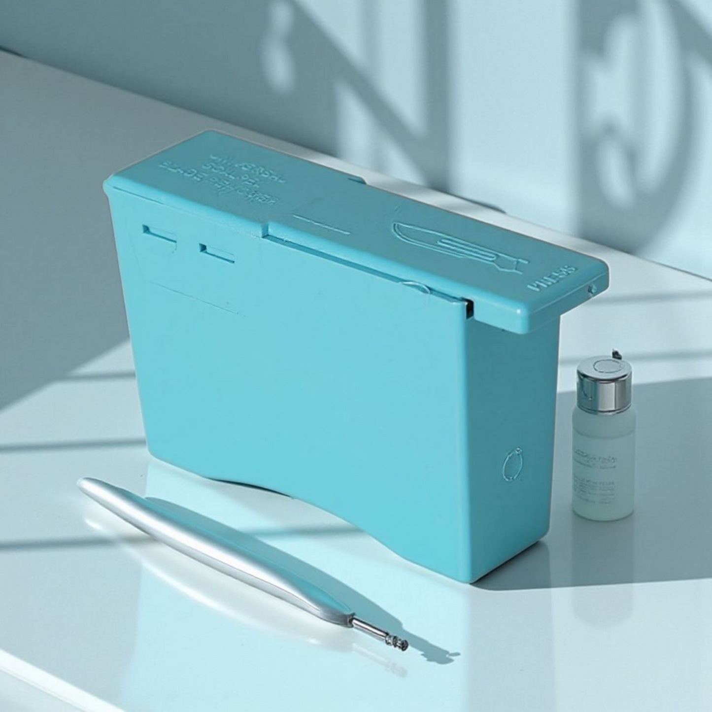 Blue Dermaplane Scalpel Remover