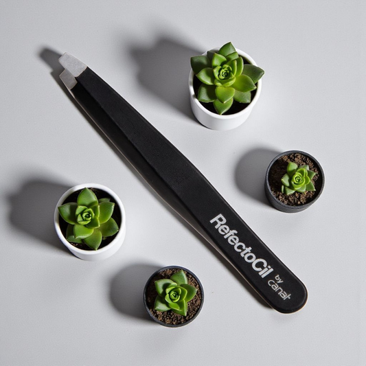 Precision Brow Tweezer