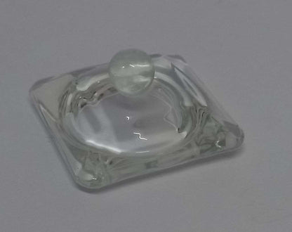 Square monomer glass with lid