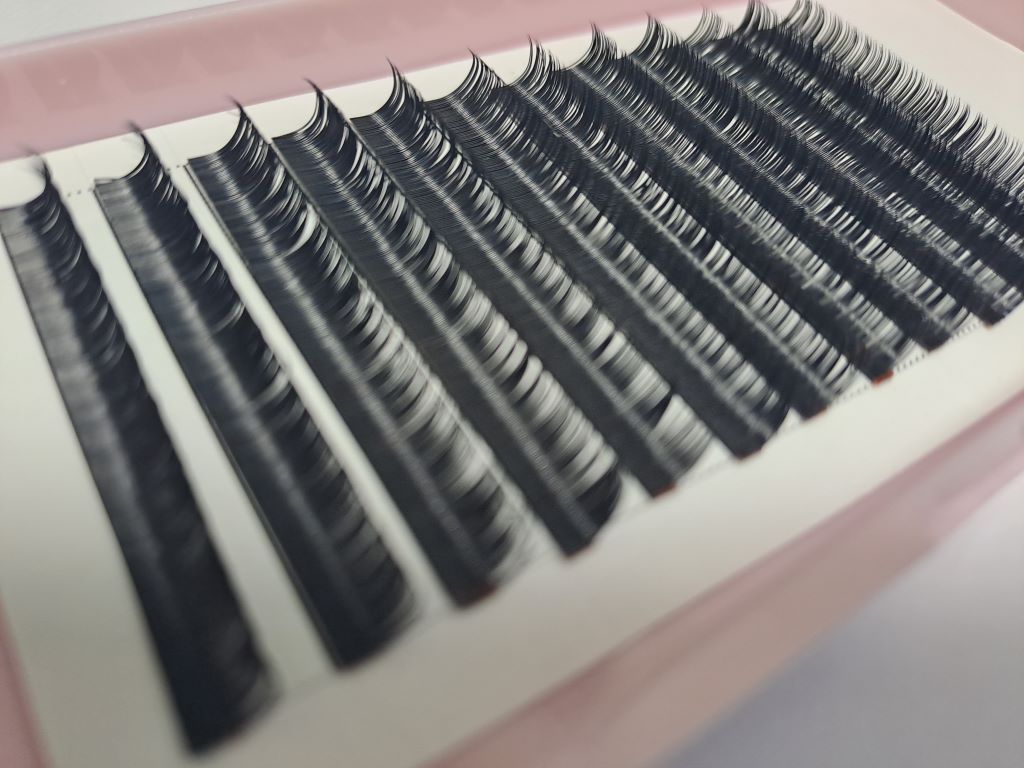 Classic Lashes Tray 0.20 CC-Curl
